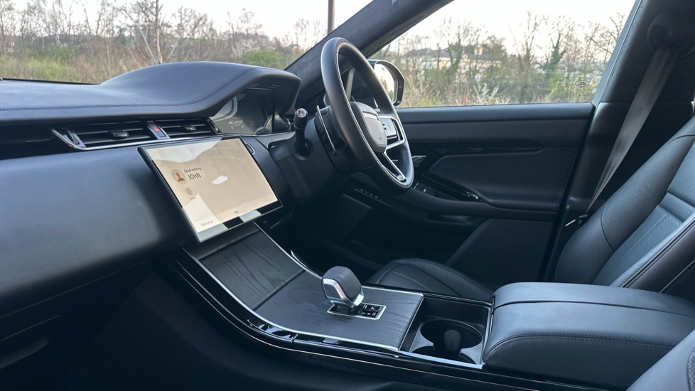 Land Rover Range Rover Evoque 2.0 D200 Autobiography 5dr Auto [Revised] Diesel Hatchback - Image 34