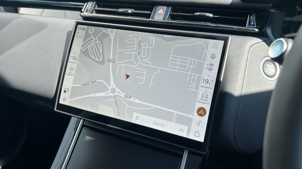 Land Rover Range Rover Velar 2.0 D200 MHEV Dynamic SE 5dr Auto Diesel Estate - Image 11