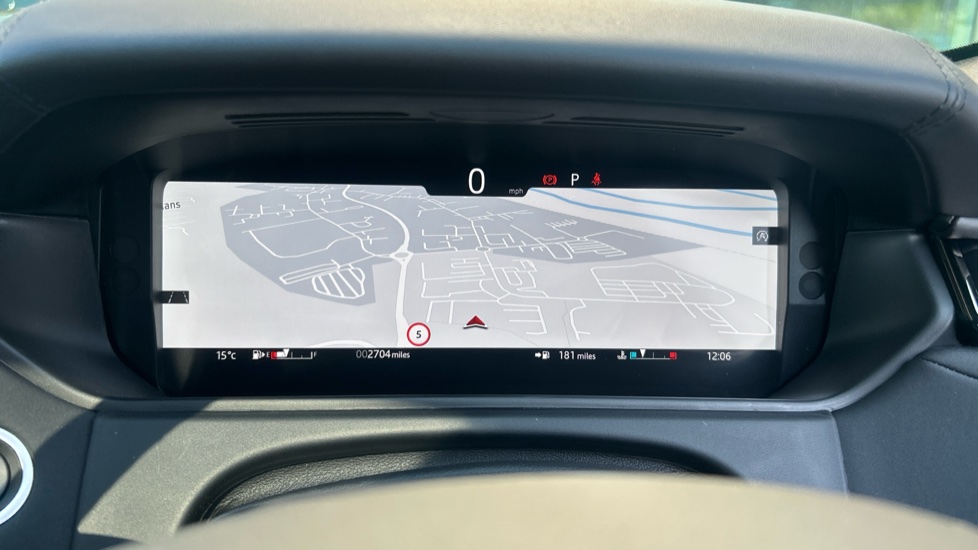 Land Rover Range Rover Velar 2.0 D200 MHEV Dynamic SE 5dr Auto Diesel Estate - Image 59