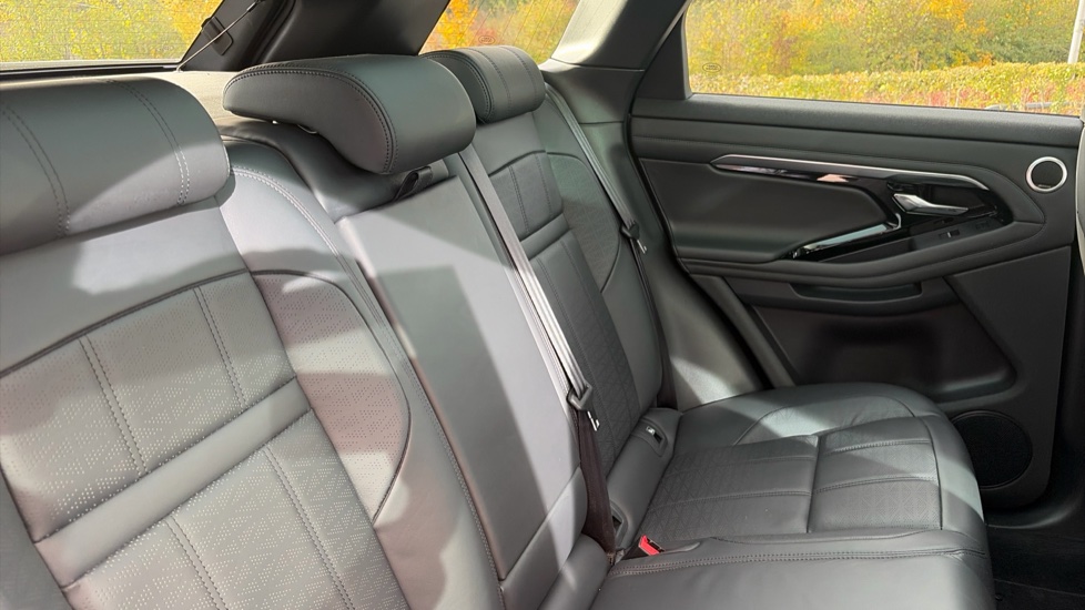 Land Rover Range Rover Evoque 2.0 D165 R-Dynamic HSE 5dr Auto Diesel Hatchback - Image 36