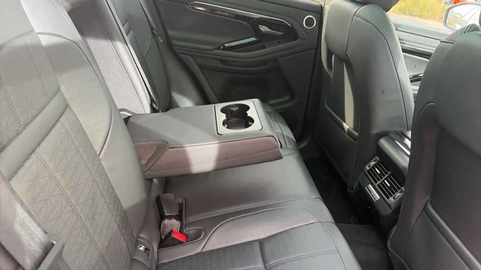 Land Rover Range Rover Evoque 2.0 D165 R-Dynamic HSE 5dr Auto Diesel Hatchback - Image 37