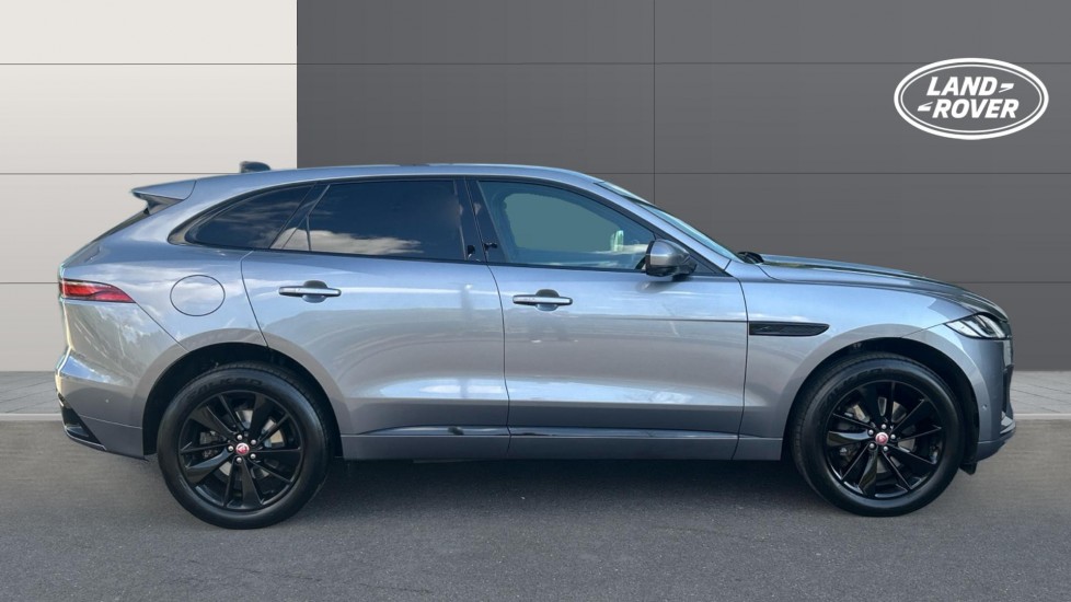 Jaguar F-Pace 2.0 D200 R-Dynamic SE 5dr Auto AWD Diesel Estate - Image 5