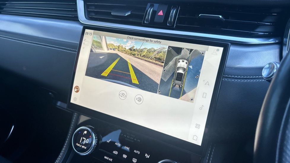 Jaguar F-Pace 2.0 D200 R-Dynamic SE 5dr Auto AWD Diesel Estate - Image 12