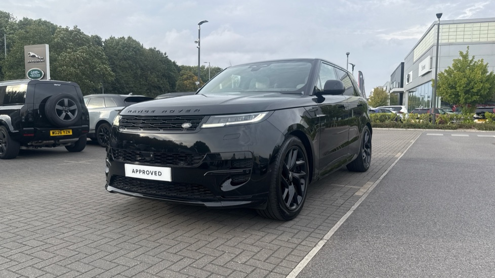 Land Rover Range Rover Sport 3.0 P460e Dynamic SE 5dr Auto Estate - Image 24