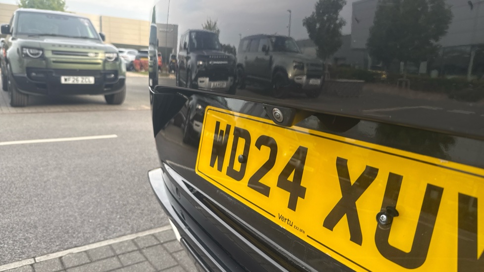 Land Rover Range Rover Sport 3.0 P460e Dynamic SE 5dr Auto Estate - Image 31