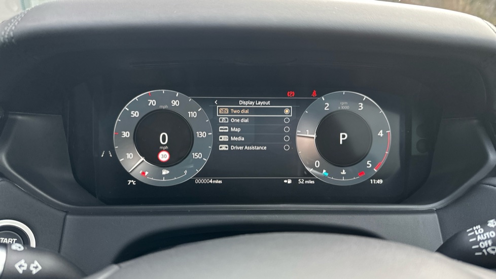 Land Rover Range Rover Velar 2.0 D200 MHEV Dynamic SE 5dr Auto Diesel Estate - Image 56