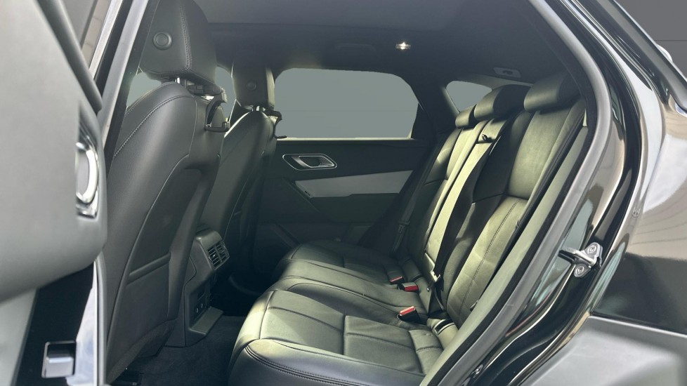 Land Rover Range Rover Velar 2.0 D200 MHEV S 5dr Auto Diesel Estate - Image 4