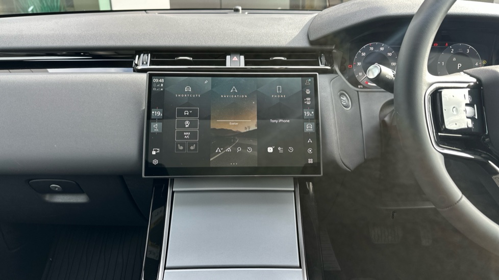 Land Rover Range Rover Velar 2.0 D200 MHEV S 5dr Auto Diesel Estate - Image 14