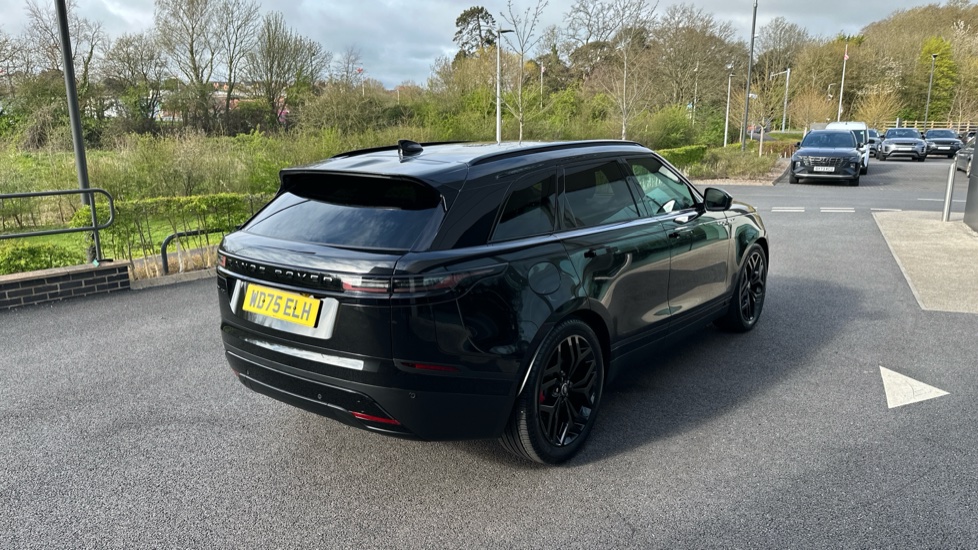 Land Rover Range Rover Velar 2.0 D200 MHEV S 5dr Auto Diesel Estate - Image 21