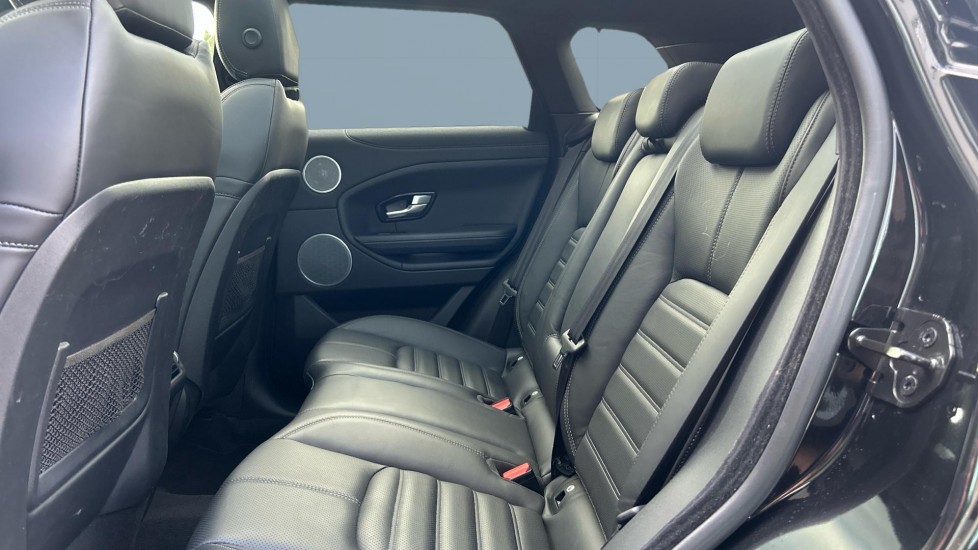 Land Rover Range Rover Evoque 2.0 TD4 HSE Dynamic 5dr Diesel Hatchback - Image 4