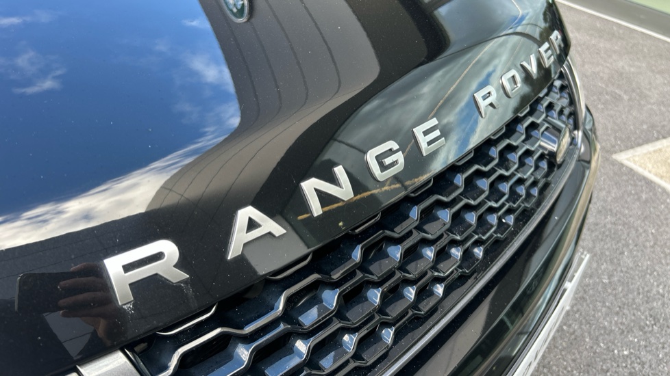 Land Rover Range Rover Evoque 2.0 TD4 HSE Dynamic 5dr Diesel Hatchback - Image 20