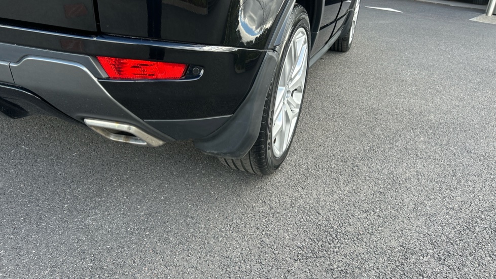Land Rover Range Rover Evoque 2.0 TD4 HSE Dynamic 5dr Diesel Hatchback - Image 25