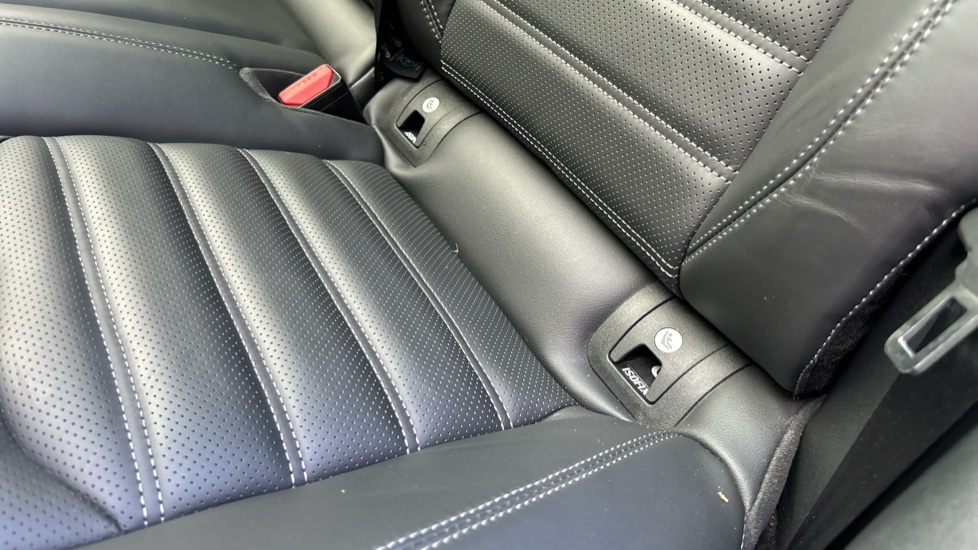 Land Rover Range Rover Evoque 2.0 TD4 HSE Dynamic 5dr Diesel Hatchback - Image 30