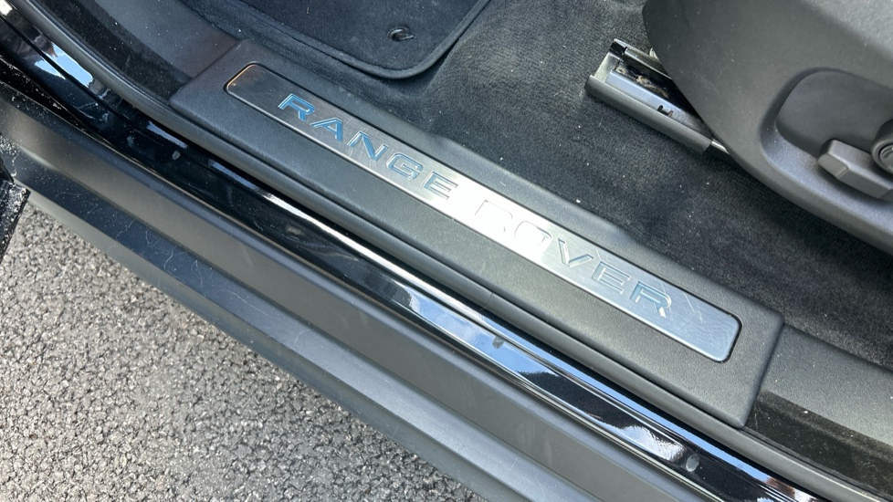 Land Rover Range Rover Evoque 2.0 TD4 HSE Dynamic 5dr Diesel Hatchback - Image 34