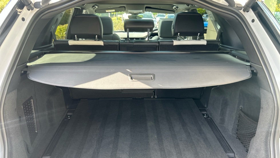 Land Rover Discovery Sport 2.0 P250 Dynamic HSE 5dr Auto [5 Seat] Petrol Station Wagon - Image 34