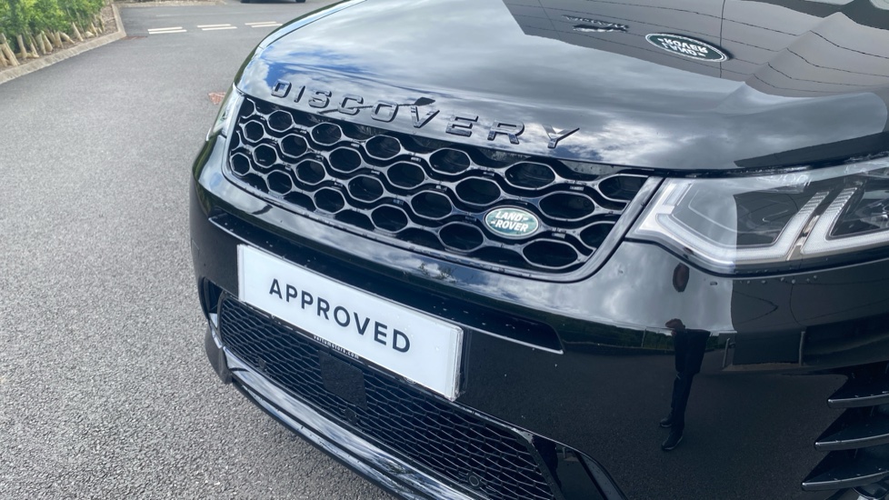 Land Rover Discovery Sport 2.0 D200 Dynamic SE 5dr Auto [5 Seat] Diesel Station Wagon - Image 23