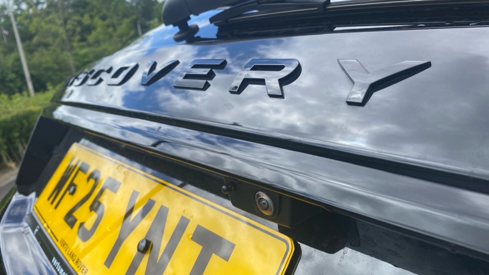 Land Rover Discovery Sport 2.0 D200 Dynamic SE 5dr Auto [5 Seat] Diesel Station Wagon - Image 59