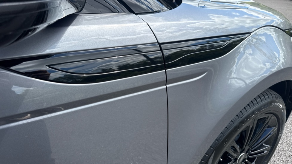 Land Rover Range Rover Evoque 2.0 D200 Autobiography 5dr Auto [Revised] Diesel Hatchback - Image 21