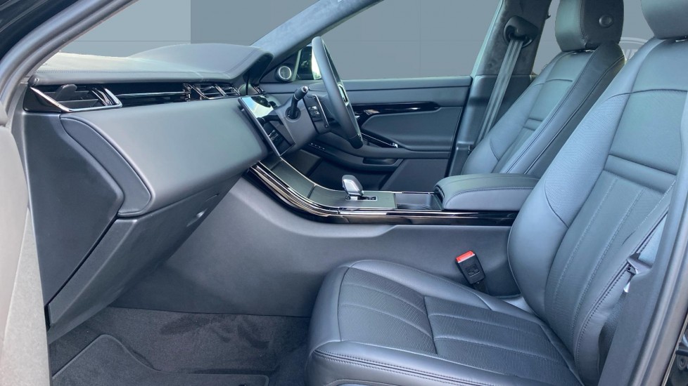 Land Rover Range Rover Evoque 2.0 D200 Autobiography 5dr Auto [Revised] Diesel Hatchback - Image 3