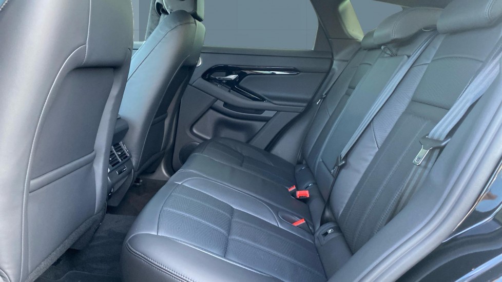 Land Rover Range Rover Evoque 2.0 D200 Autobiography 5dr Auto [Revised] Diesel Hatchback - Image 4