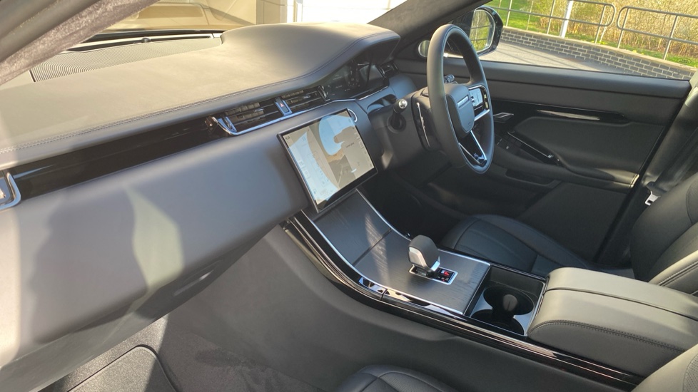Land Rover Range Rover Evoque 2.0 D200 Autobiography 5dr Auto [Revised] Diesel Hatchback - Image 27