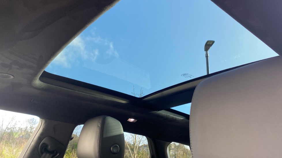Land Rover Range Rover Evoque 2.0 D200 Autobiography 5dr Auto [Revised] Diesel Hatchback - Image 29