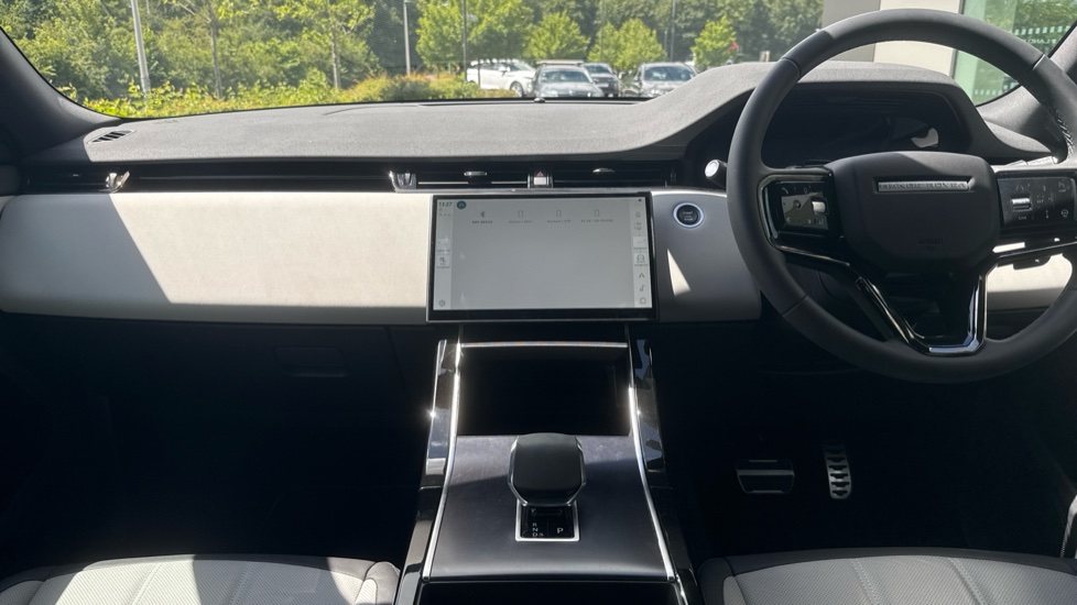 Land Rover Range Rover Evoque 2.0 D200 Dynamic SE 5dr Auto Diesel Hatchback - Image 14