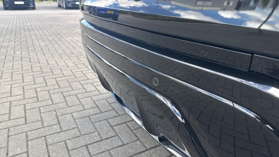 Land Rover Range Rover Evoque 2.0 D200 Dynamic SE 5dr Auto Diesel Hatchback - Image 28