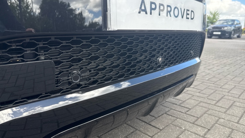Land Rover Range Rover Evoque 2.0 D200 Dynamic SE 5dr Auto Diesel Hatchback - Image 32