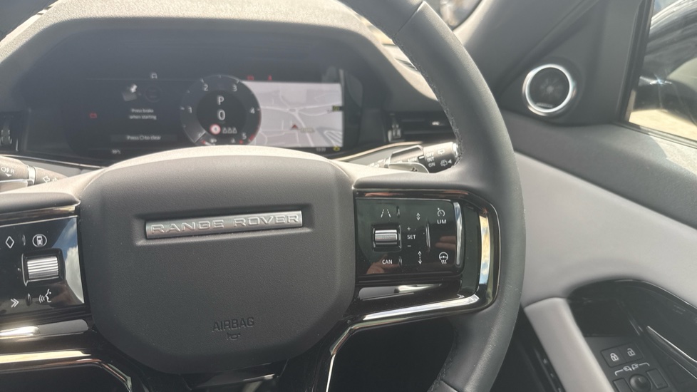 Land Rover Range Rover Evoque 2.0 D200 Dynamic SE 5dr Auto Diesel Hatchback - Image 43