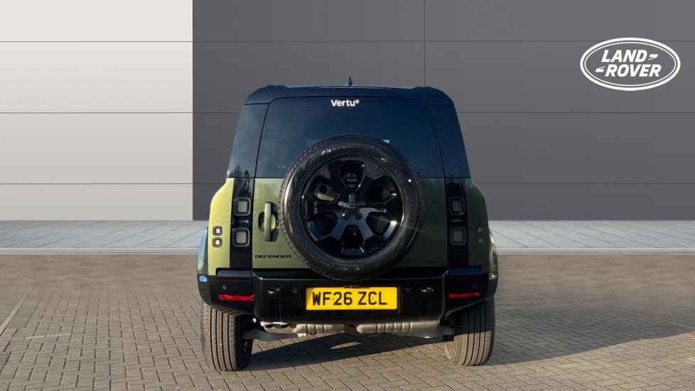 Land Rover Defender 3.0 D250 X-Dynamic SE 110 5dr Auto Diesel Estate - Image 6