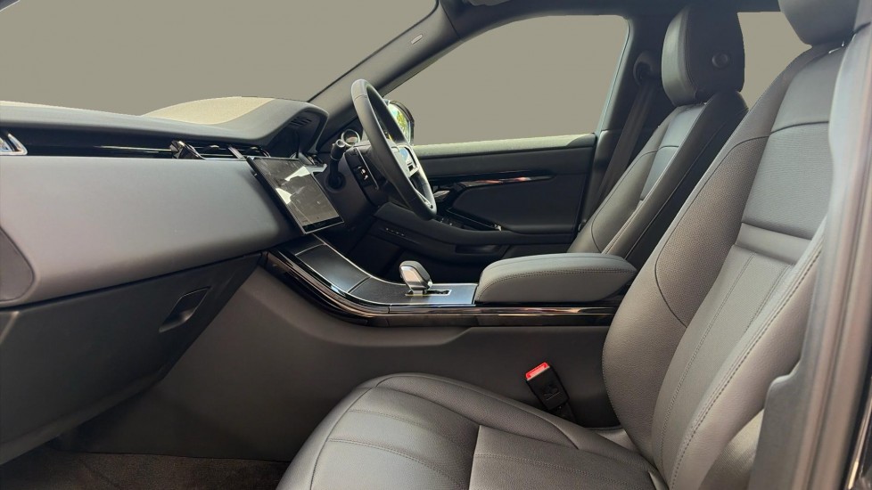 Land Rover Range Rover Evoque 2.0 D200 Dynamic SE 5dr Auto Diesel Hatchback - Image 3