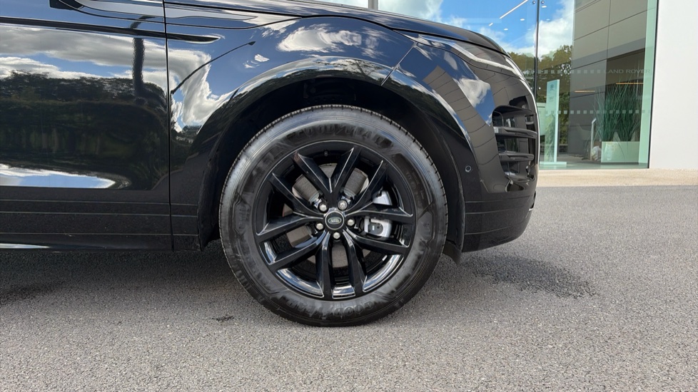 Land Rover Range Rover Evoque 2.0 D200 Dynamic SE 5dr Auto Diesel Hatchback - Image 8
