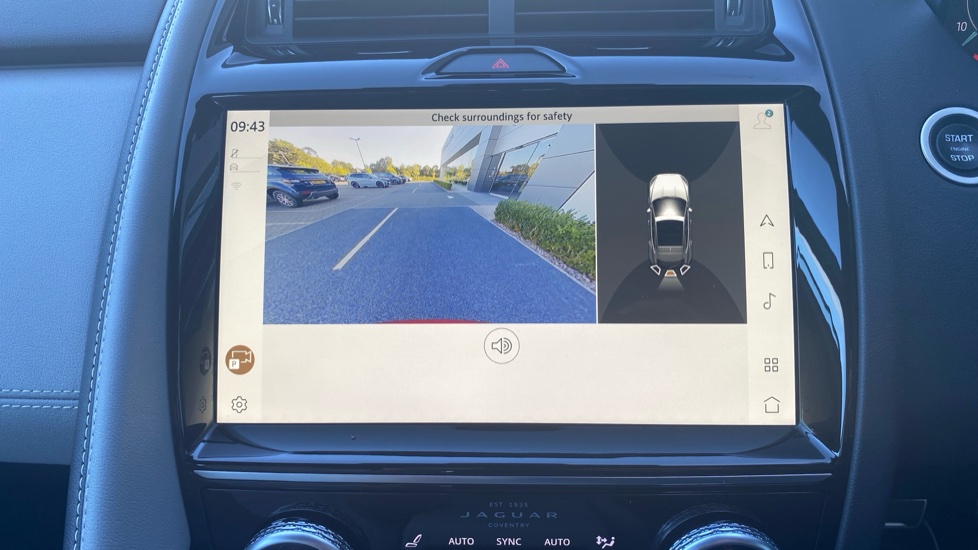 Jaguar E-Pace 2.0 D200 R-Dynamic SE Black 5dr Auto Diesel Estate - Image 30