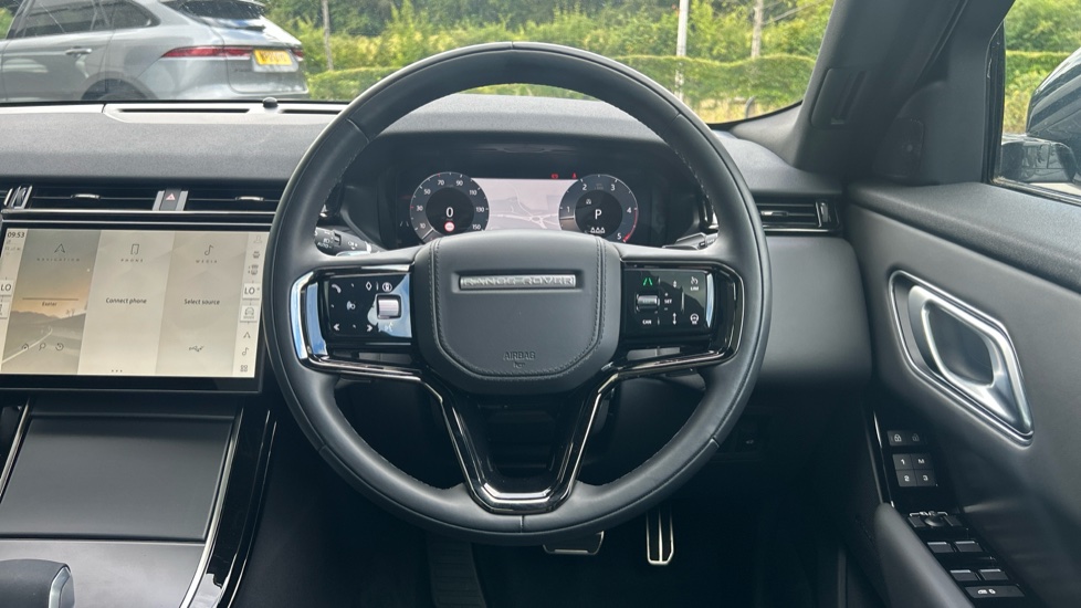 Land Rover Range Rover Velar 2.0 D200 MHEV Dynamic HSE 5dr Auto Diesel Estate - Image 15