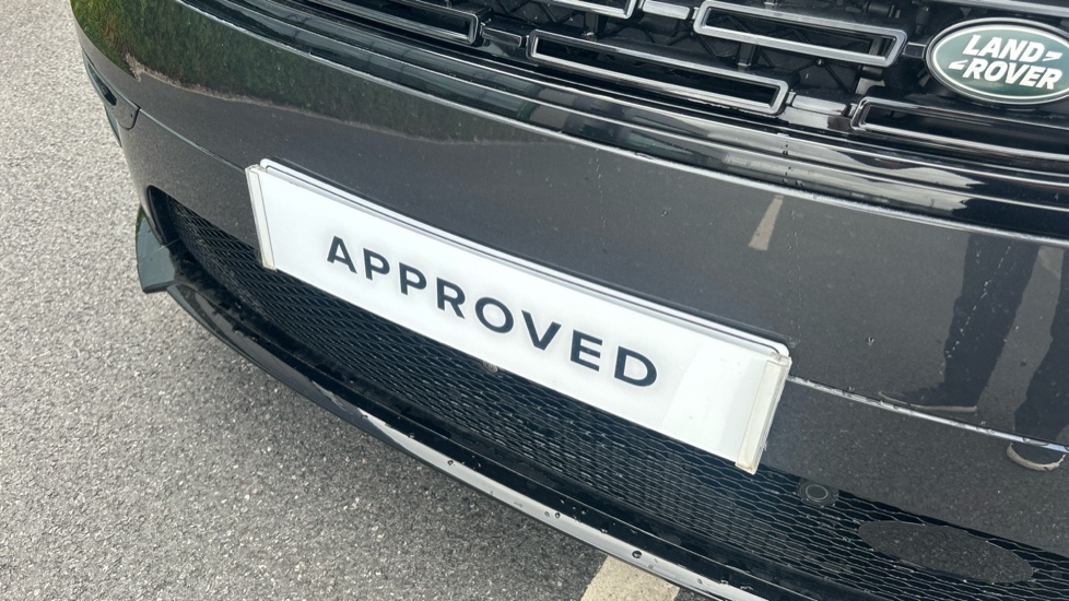 Land Rover Range Rover Velar 2.0 D200 MHEV Dynamic HSE 5dr Auto Diesel Estate - Image 21