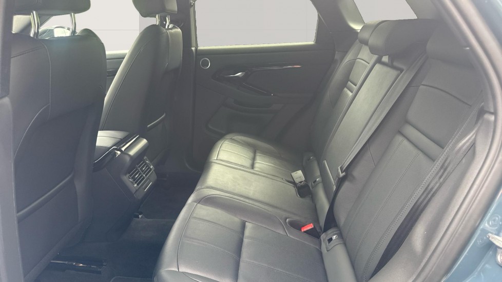 Land Rover Range Rover Evoque 2.0 D200 Dynamic SE 5dr Auto Diesel Hatchback - Image 4