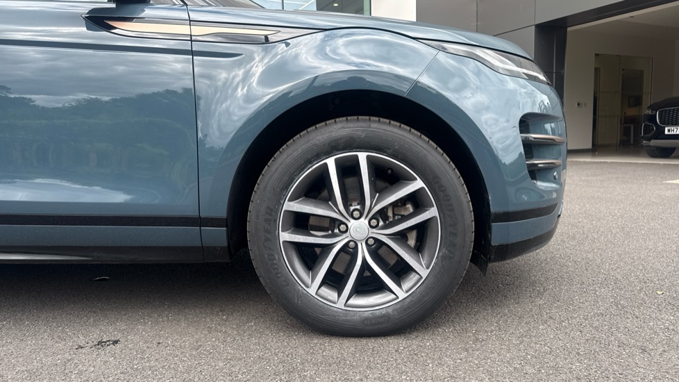 Land Rover Range Rover Evoque 2.0 D200 Dynamic SE 5dr Auto Diesel Hatchback - Image 8