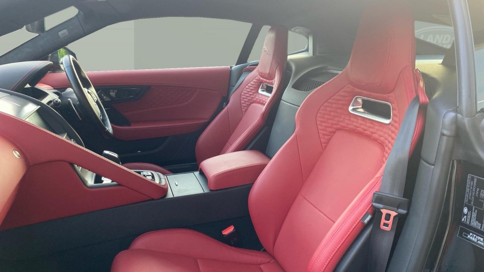 Jaguar F-Type 5.0 P450 Supercharged V8 75 2dr Auto AWD Petrol Coupe - Image 4