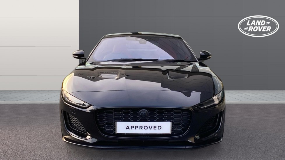 Jaguar F-Type 5.0 P450 Supercharged V8 75 2dr Auto AWD Petrol Coupe - Image 7