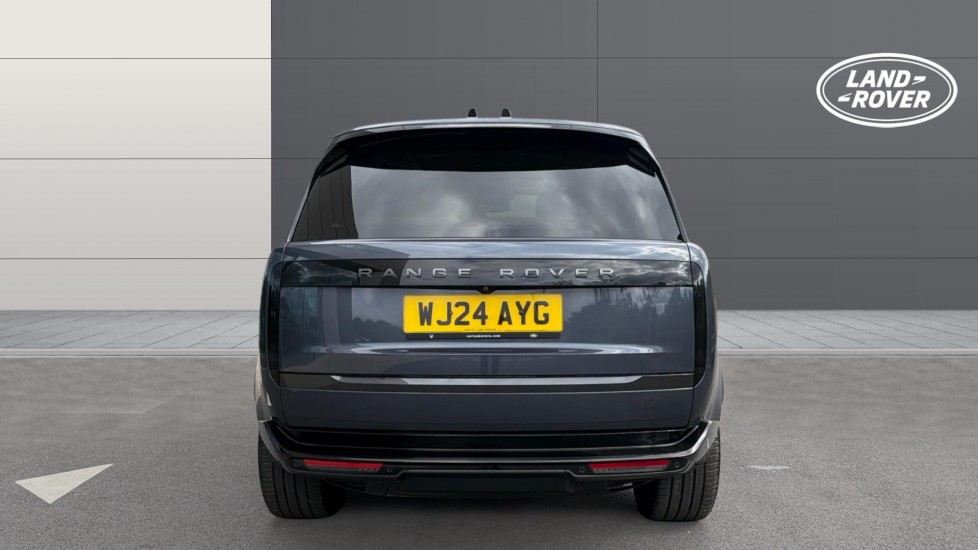 Land Rover Range Rover 3.0 P400 Autobiography 4dr Auto Petrol Estate - Image 6