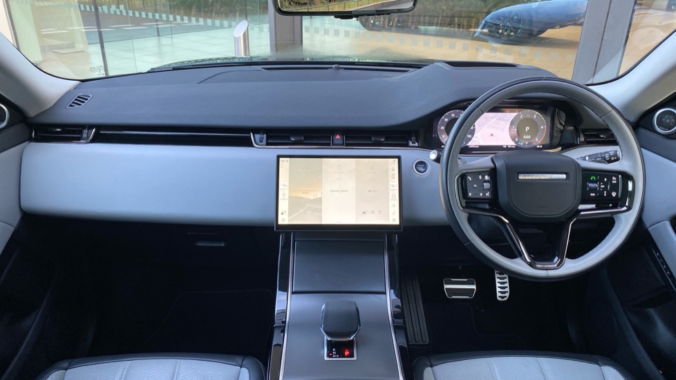 Land Rover Range Rover Evoque 2.0 D200 Dynamic HSE 5dr Auto Diesel Hatchback - Image 9