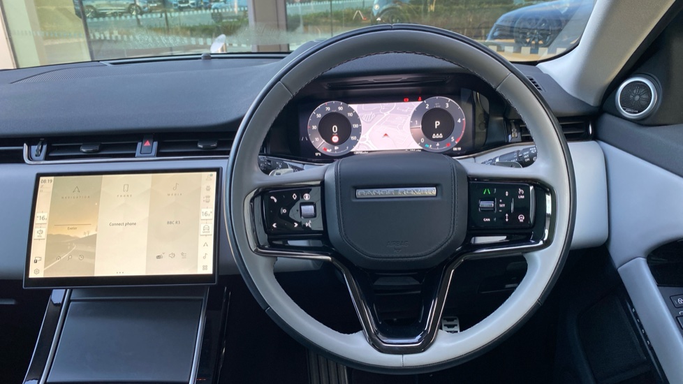 Land Rover Range Rover Evoque 2.0 D200 Dynamic HSE 5dr Auto Diesel Hatchback - Image 15