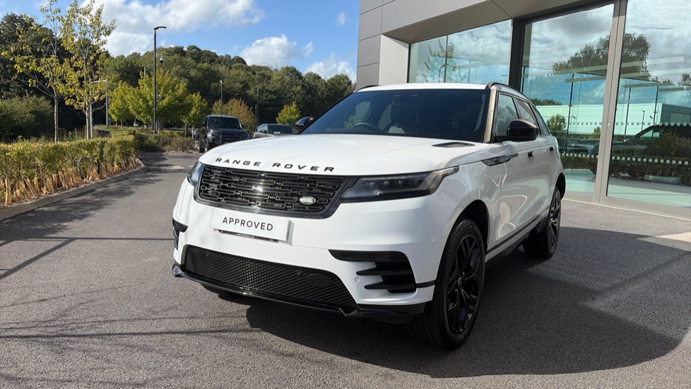 Land Rover Range Rover Velar 2.0 D200 MHEV Dynamic HSE 5dr Auto Diesel Estate - Image 21
