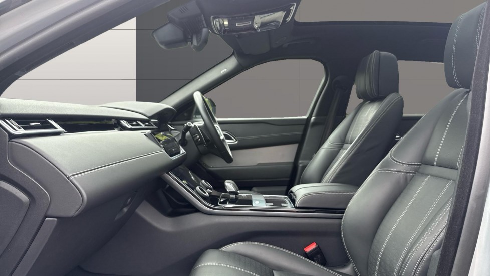 Land Rover Range Rover Velar 2.0 P400e R-Dynamic HSE 5dr Auto Estate - Image 3