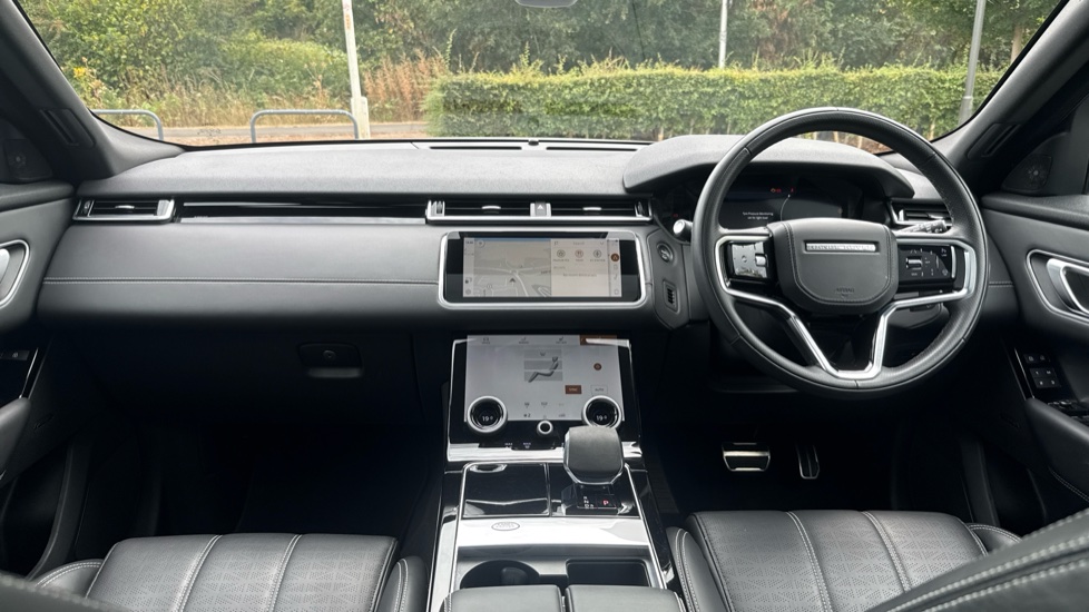 Land Rover Range Rover Velar 2.0 P400e R-Dynamic HSE 5dr Auto Estate - Image 9