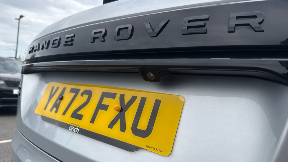 Land Rover Range Rover Velar 2.0 P400e R-Dynamic HSE 5dr Auto Estate - Image 29