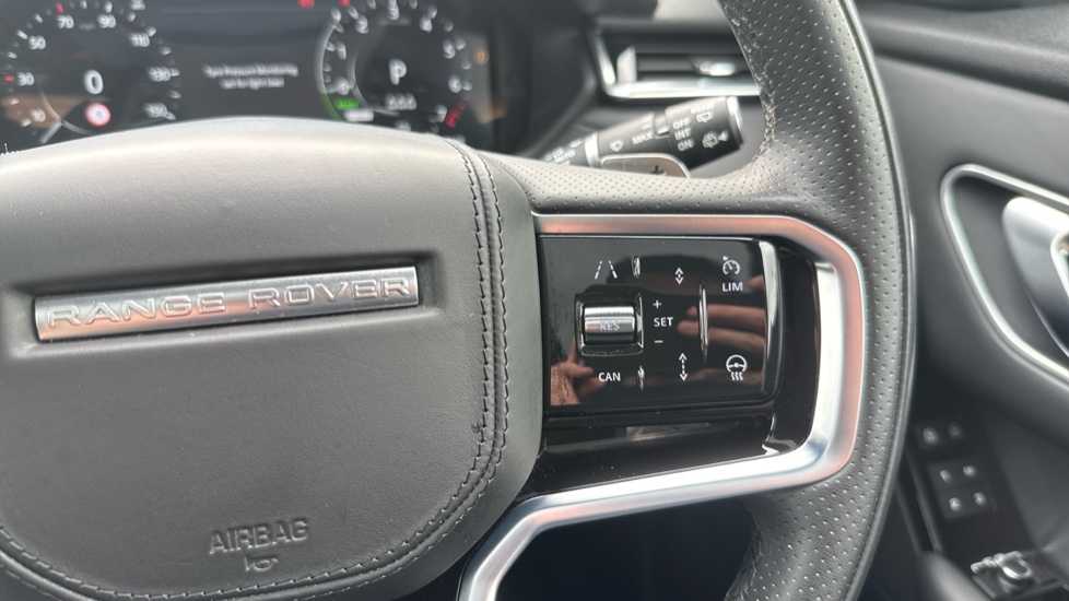 Land Rover Range Rover Velar 2.0 P400e R-Dynamic HSE 5dr Auto Estate - Image 42