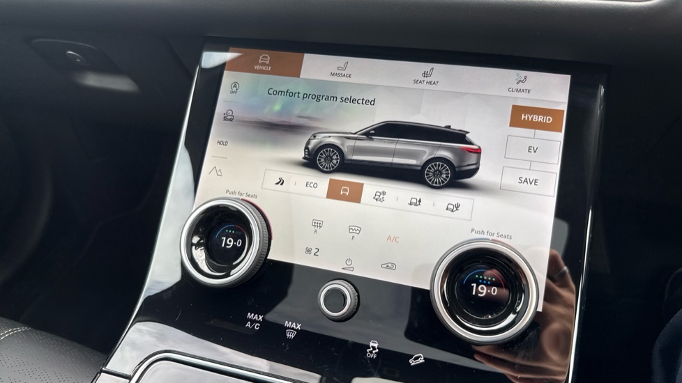 Land Rover Range Rover Velar 2.0 P400e R-Dynamic HSE 5dr Auto Estate - Image 57