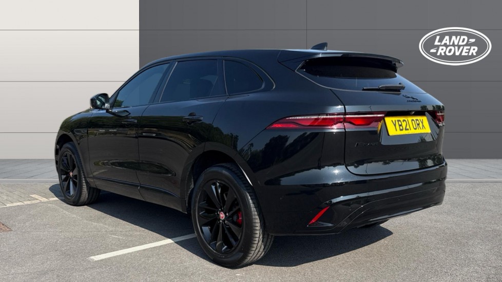 Jaguar F-Pace 2.0 P250 R-Dynamic SE 5dr Auto AWD Petrol Estate - Image 2